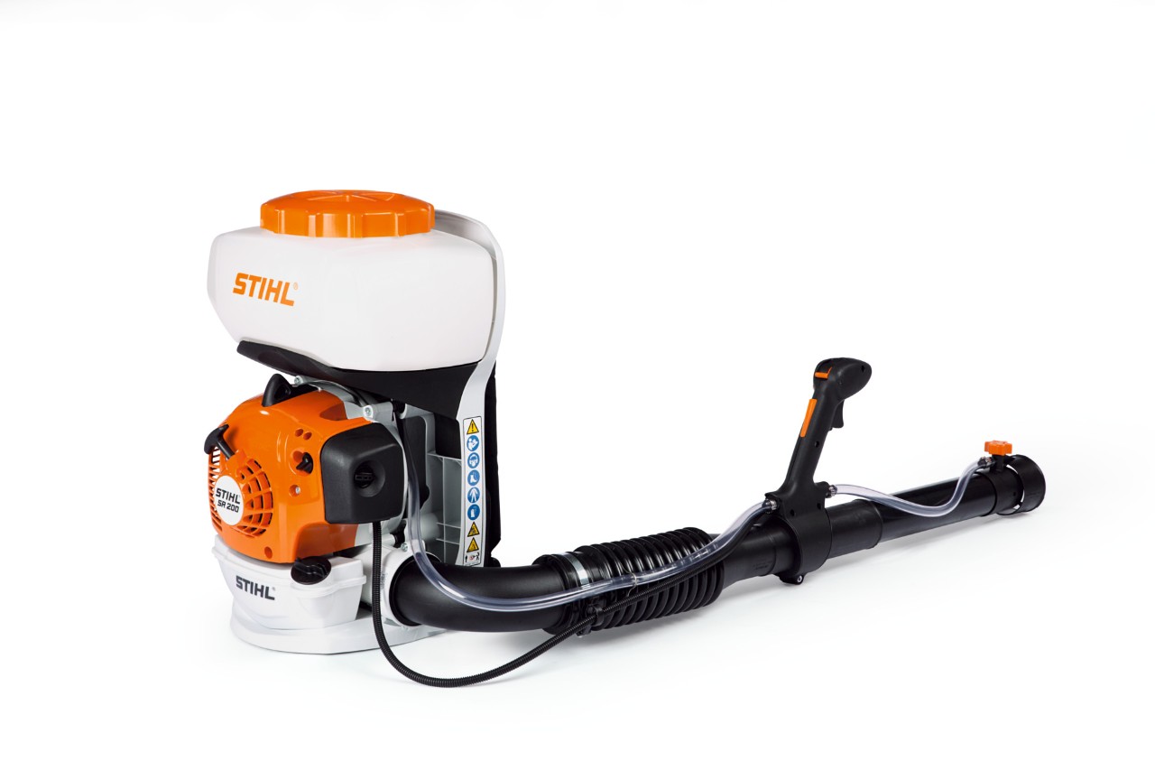 Обприскувач STIHL SG 51 на білому фоні
