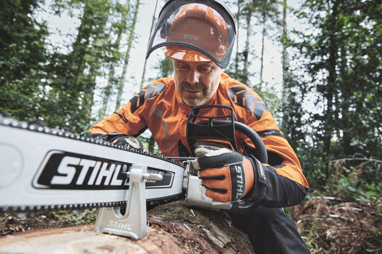 Шини STIHL зі змінним наконечником ідеально підходять для професійної роботи в лісовому господарстві.